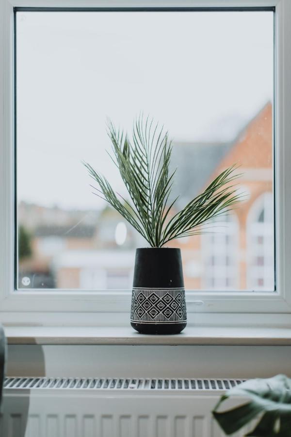 Townhouse House Ideal Contractors In Rugby Eksteriør billede