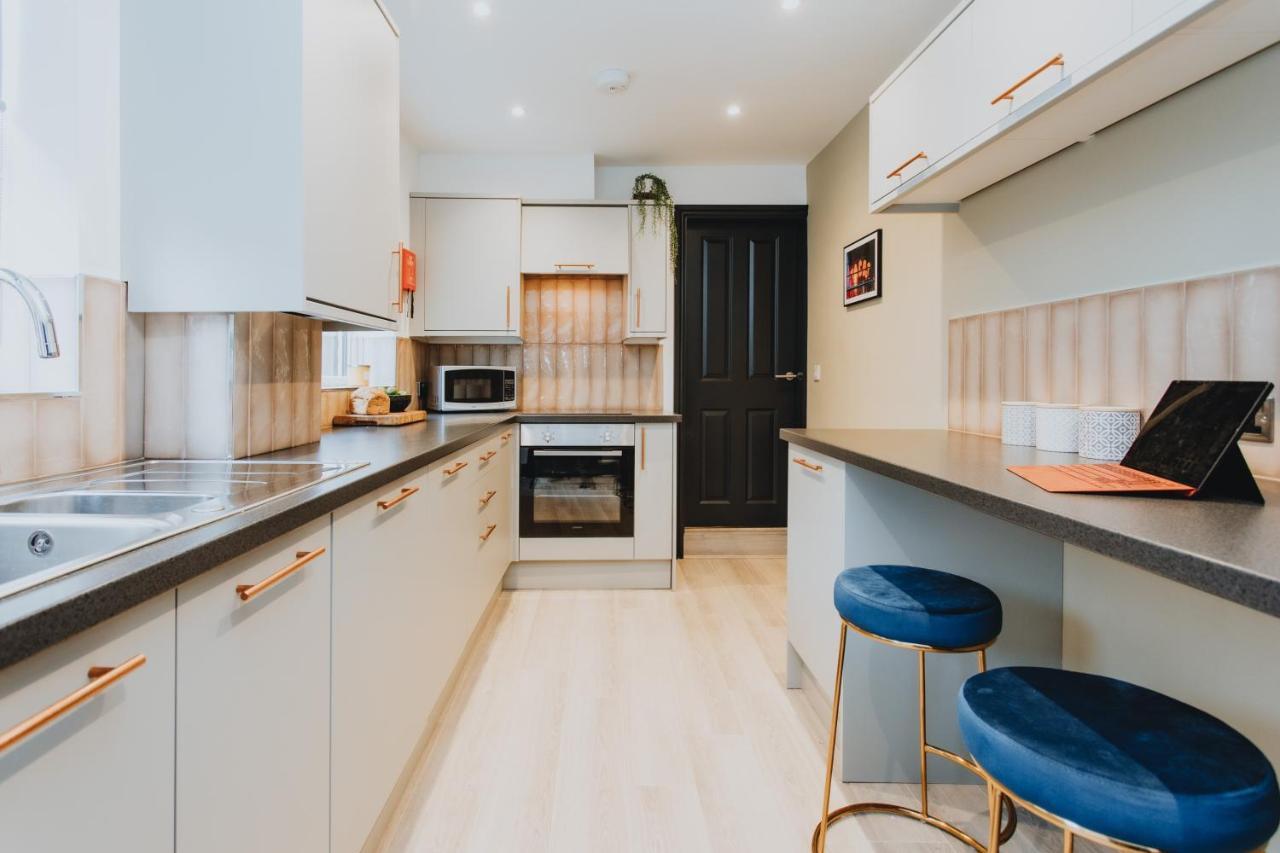 Townhouse House Ideal Contractors In Rugby Eksteriør billede